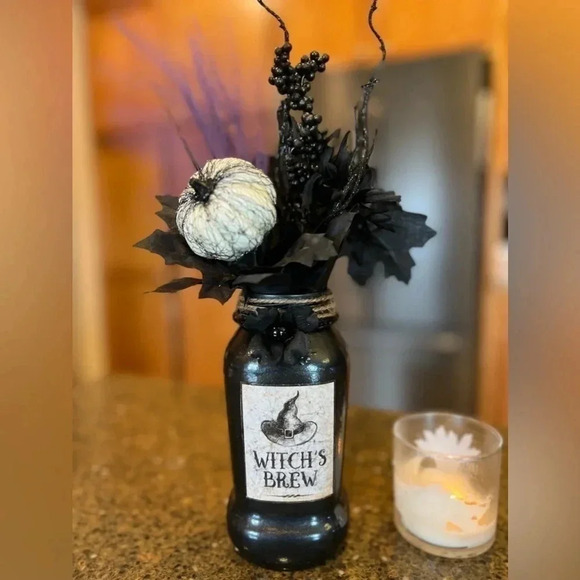 NEW WITCH’S BREW -  fun faux floral arrangement.- perfect for Fall/Halloween - Picture 1 of 16